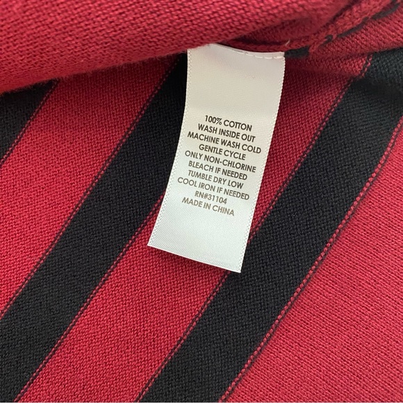 Crown & Ivy Cranberry Multicolor Intarsia Star Sweater With Stripes, Size Large - Picture 12 of 14